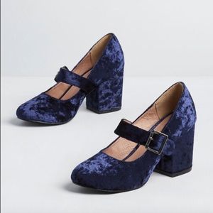 Tag, You’re It! Mary Jane Heel, blue velvet
